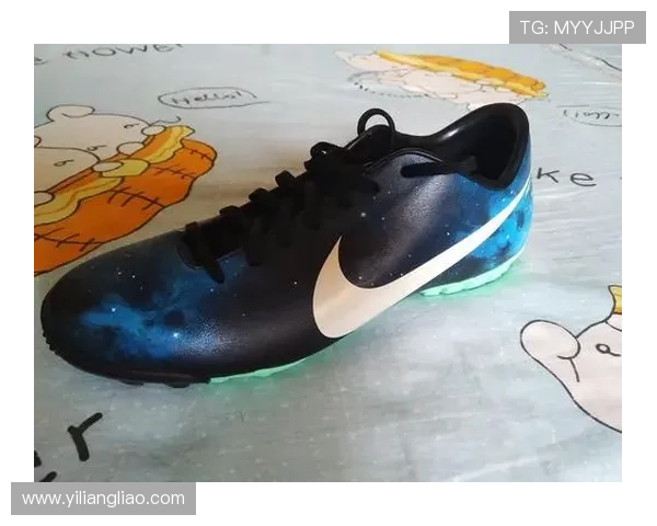 星空足球官网首页:多样化的足球商品商城与官方周边产品展示